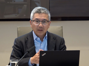 阮國恒強調，制定框架的過程中會小心衡量對客戶的保障及對銀行的公平性。（周國安攝）