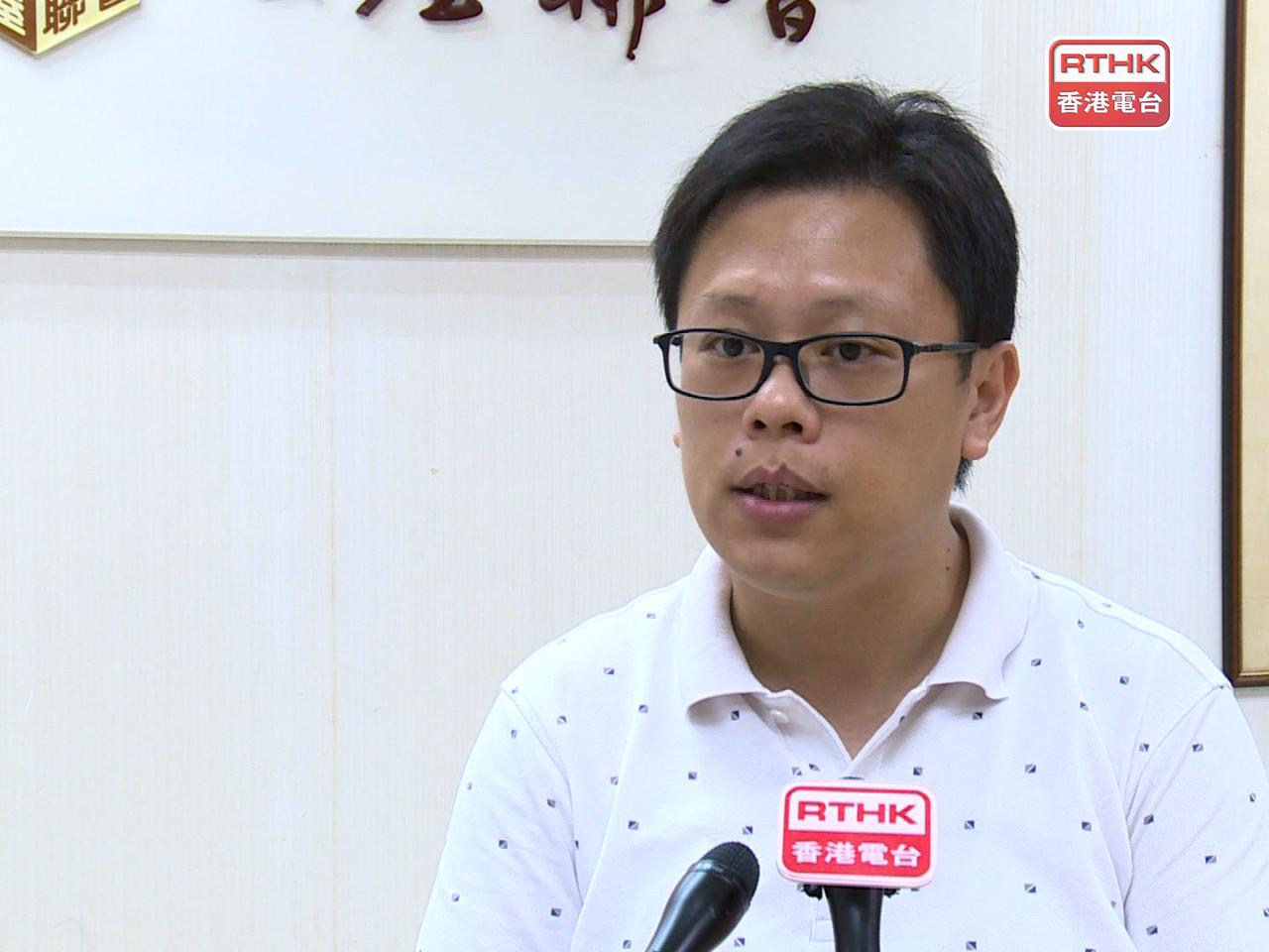 招國偉說，根據彩虹邨重建方案，部分住戶要安置到新美東邨，意味新美東邨將接收兩條重建屋邨的居民。（港台圖片）