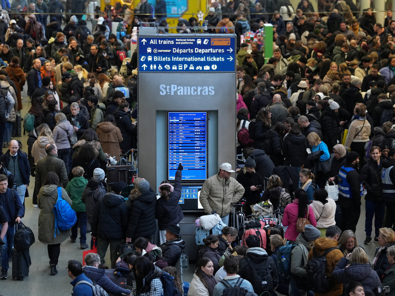 The scene at St Pancras International station in London after services to Europe are suspended on Tuesday. Photo: Reuters