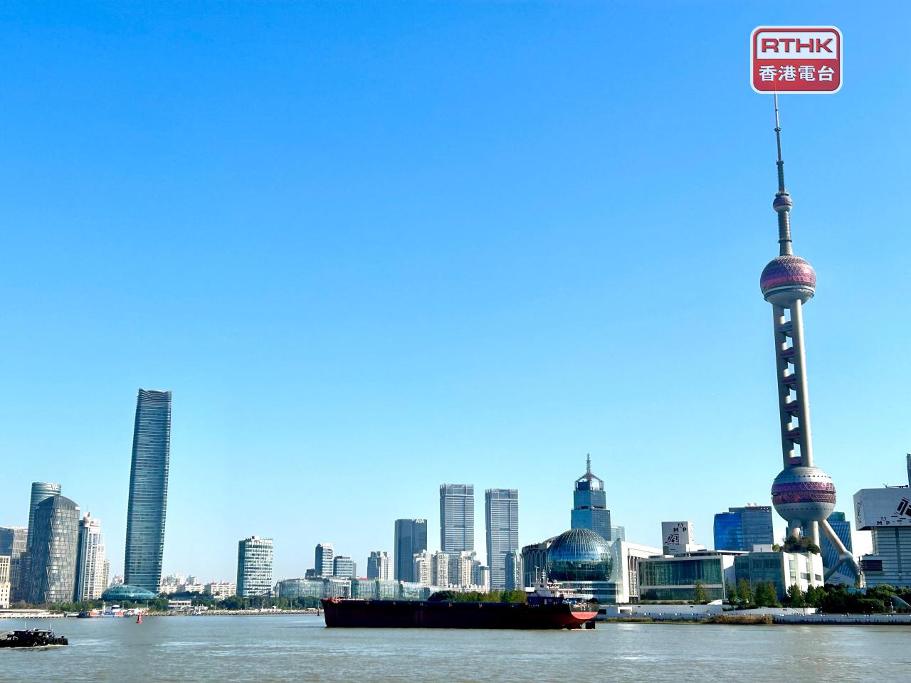 截至9月底止，內地全口徑外債餘額近2.37萬億美元。（港台圖片）