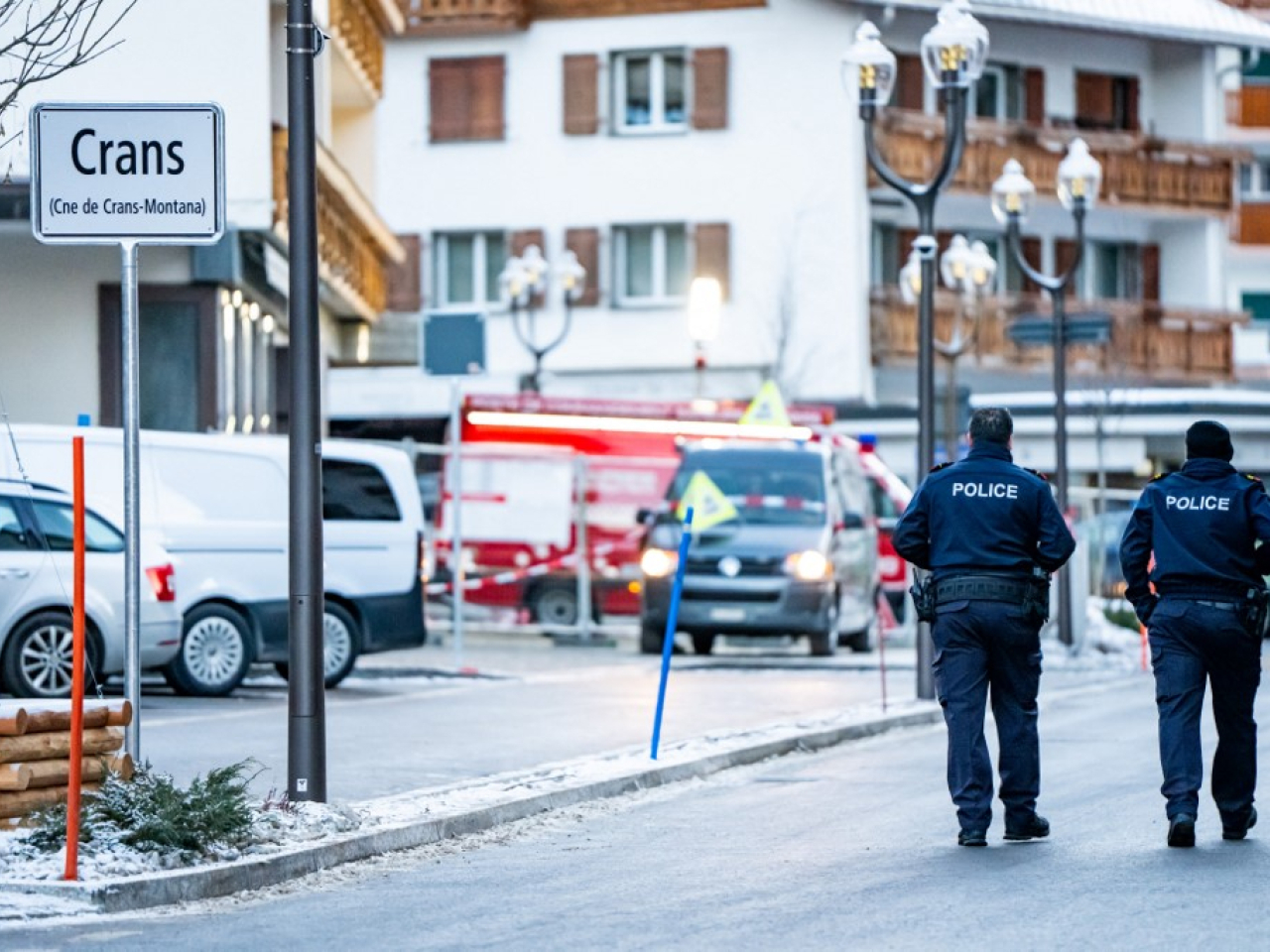 警方表示，火警共造成過百人傷亡。（法新社）