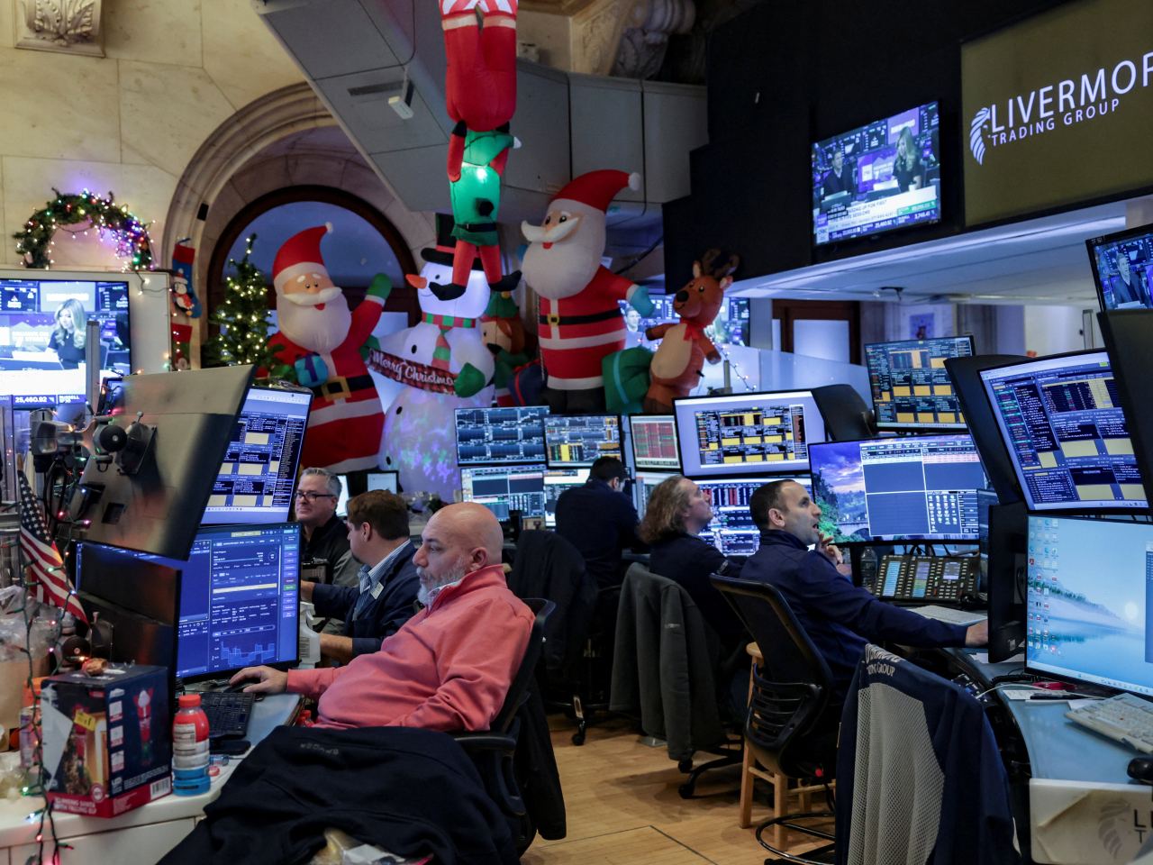 Recent selling dashed expectations for a 'Santa Claus rally' on Wall Street. Photo: Reuters