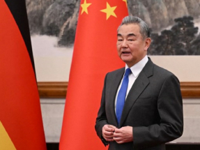 王毅說中方願意與包括巴基斯坦在內的國際社會共同堅定捍衛聯合國憲章。（法新社資料圖片）