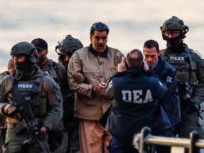 馬杜羅被押送至紐約法院準備出席庭審