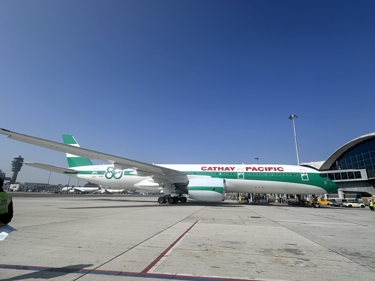 A Cathay A350 decked out in the airline&rsquo;s iconic green and white design. Photo: RTHK