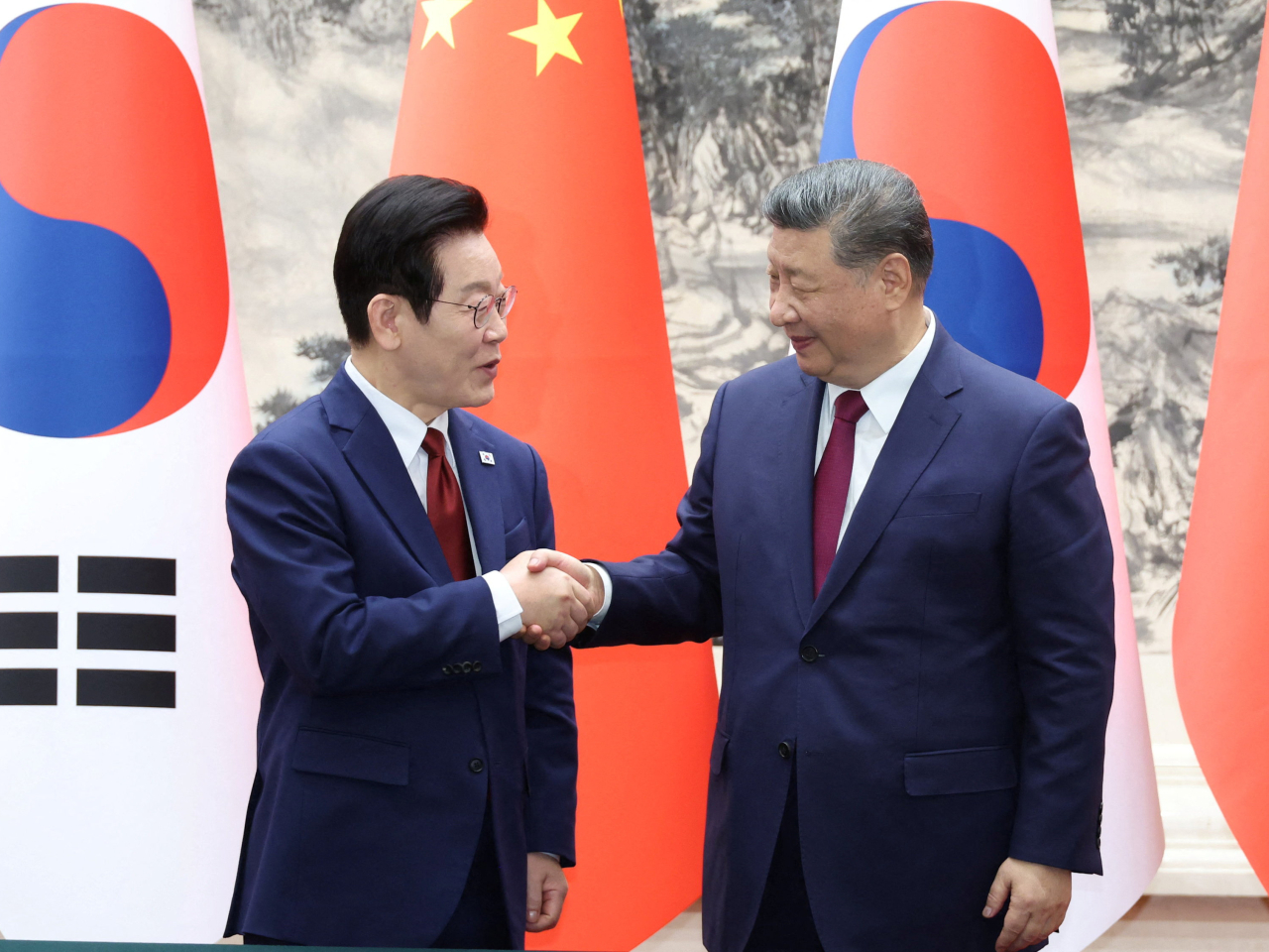 Republic of Korea President Lee Jae-myung asks President Xi Jinping for help in mediating tensions between Pyongyang and Seoul during his state visit to China. Photo: Reuters