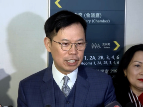 陳振英落敗立會主席選舉稱無不甘心　對任財會內會主席持開放態度