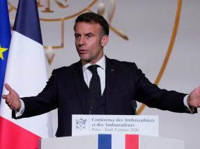 馬克龍說法國與歐洲要透過外交行動，鞏固伙伴關係，維護多邊主義。（路透社）