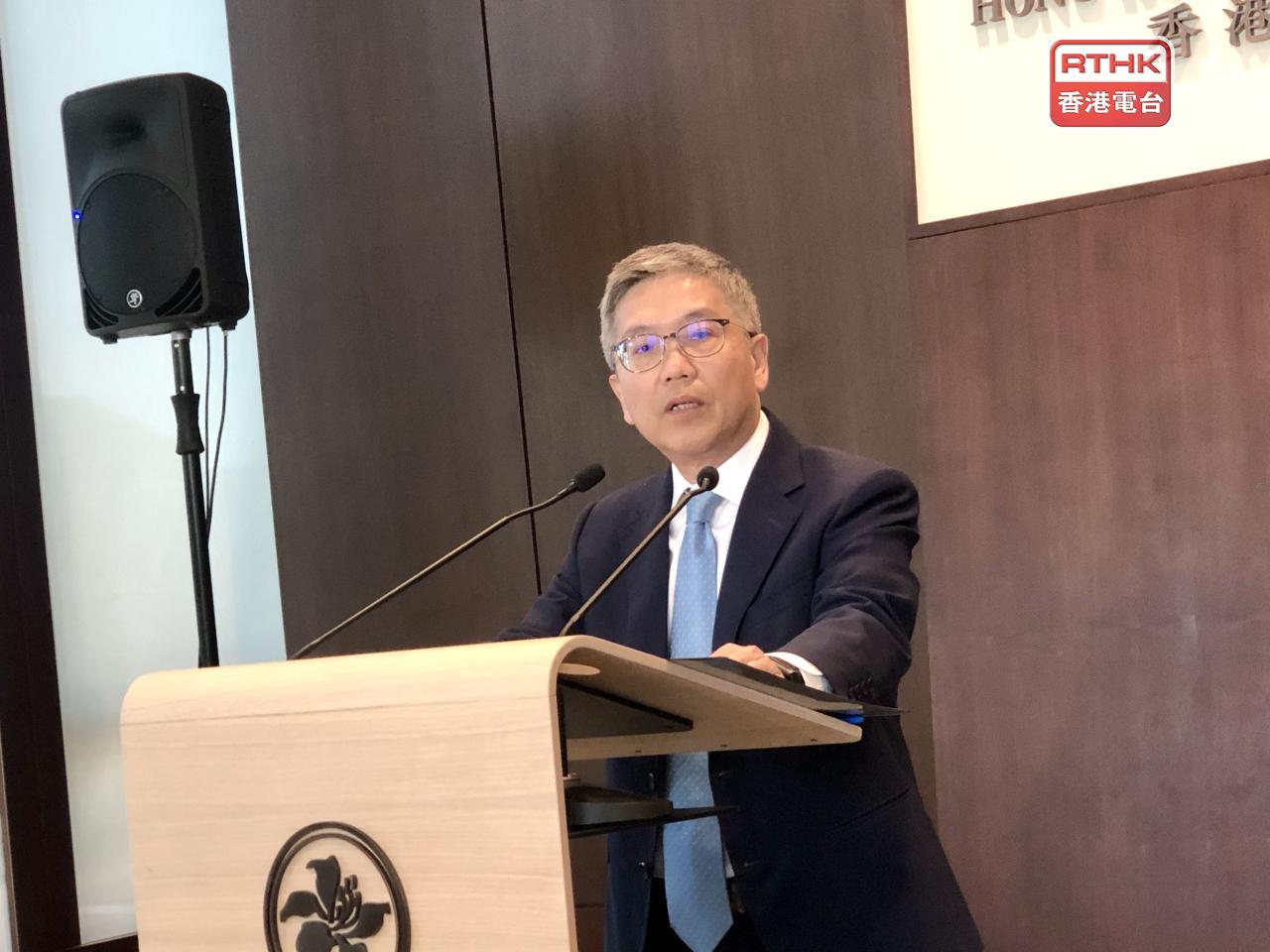 金管局副總裁阮國恒獲批延長任期兩年。（港台圖片）