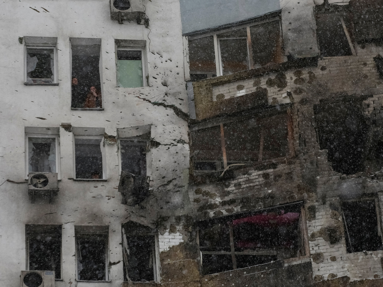 基輔有多棟住宅建築受損。（路透社）