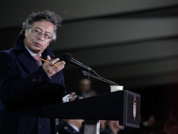 佩特羅表示必須解除販毒份子武裝並削弱其勢力。(法新社資料圖片)