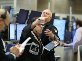 道指及標普500指數均創收市新高，3大指數本周累計升近2%或以上。（路透社資料圖片）