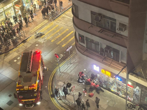 土瓜灣有單位疑氣體爆炸　男子從低層墮下送院　消防到場調查
