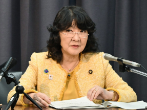 片山皋月表示，向美國財長貝森特表達日本對日圓單邊貶值的關切，又指討論稀土相關事宜。（法新社資料圖片）