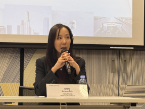 霍慧敏認為隨著估值逐步正常化及企業盈利改善，恒生指數今年底目標將升至28800點。（趙嘉駿攝）