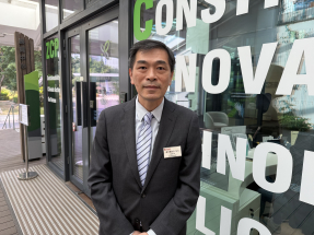 黃光耀表示，目前按息水平低，持續出現供樓平過交租情況，吸引投資者及用家入市，他看好今年樓市表現。（港台圖片）