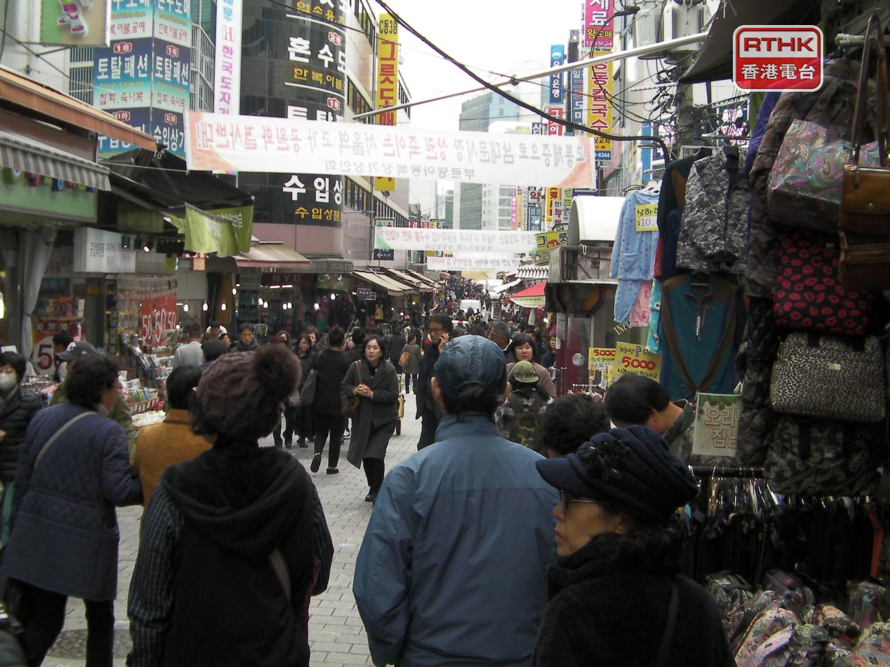 韓國去年12月失業率升至4%，較去年11月顯著上升1.3個百分點，並創2021年2月以來新高。（港台圖片）