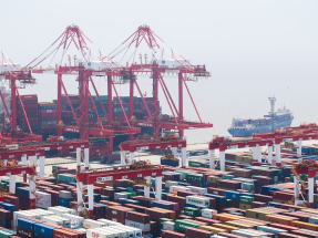 內地去年12月進出口總值4.26萬億元人民幣，按年增長4.9%，創單月新高。（新華社資料圖片）