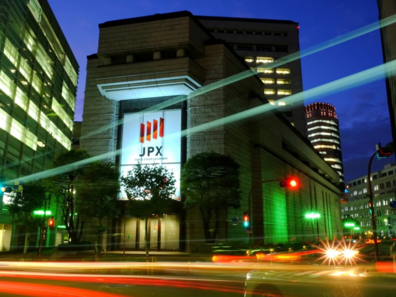 日股高收近1.5%，連升3個交易日，再創歷史新高。（交易所圖片）