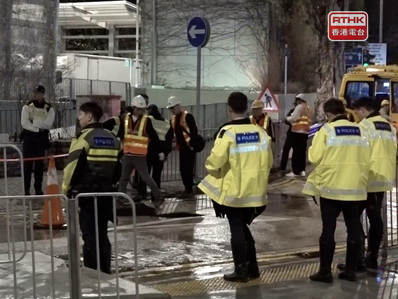 經供水調度後，該處附近的沖廁水供應已經恢復正常。（施華駿攝）