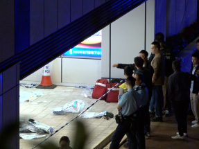 多名警員事發後在場調查。（林紹鋒攝）