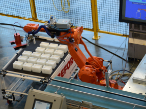 美國費城聯儲銀行1月製造業指數大幅回升至正12.6，大幅扭轉上月的負10.2，亦遠好過預期的負1。（新華社資料圖片）