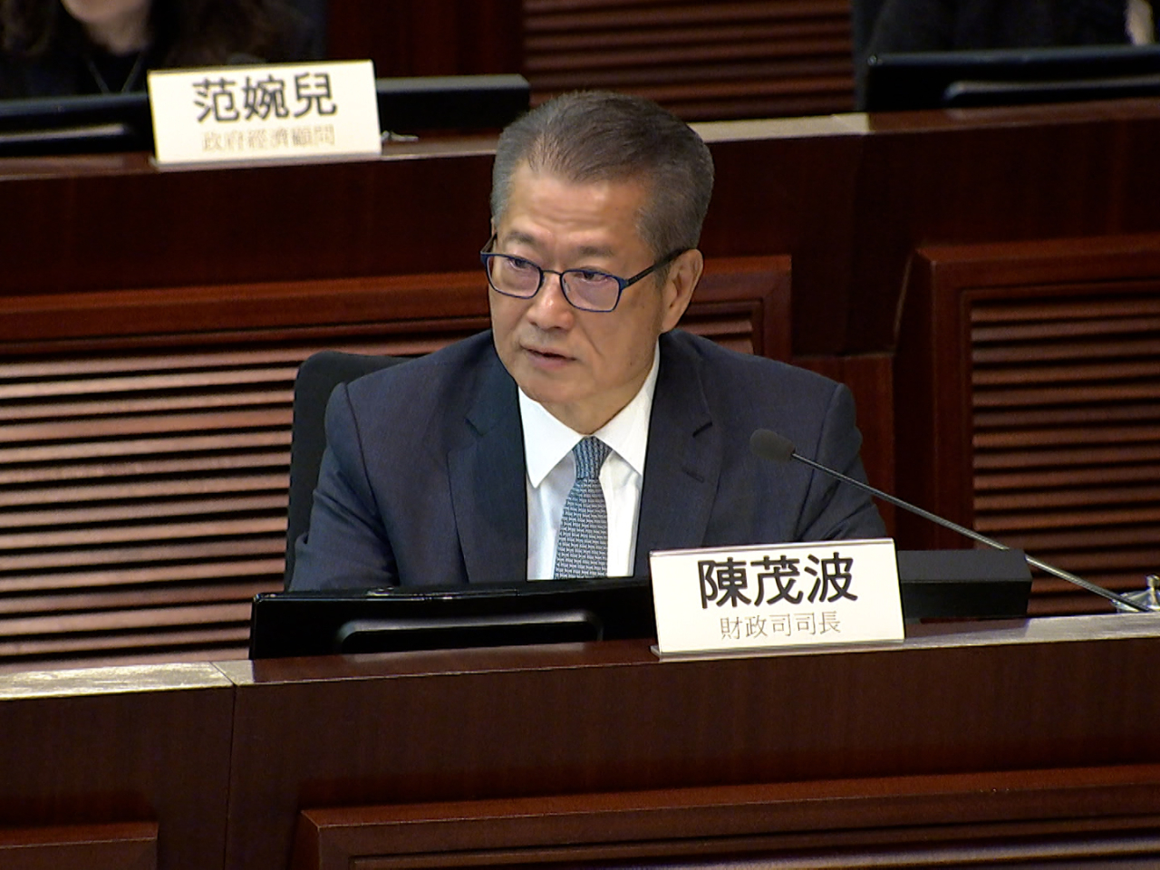 陳茂波強調地價恢復需時，未來2至3年地價收入不足以支持基建投入。