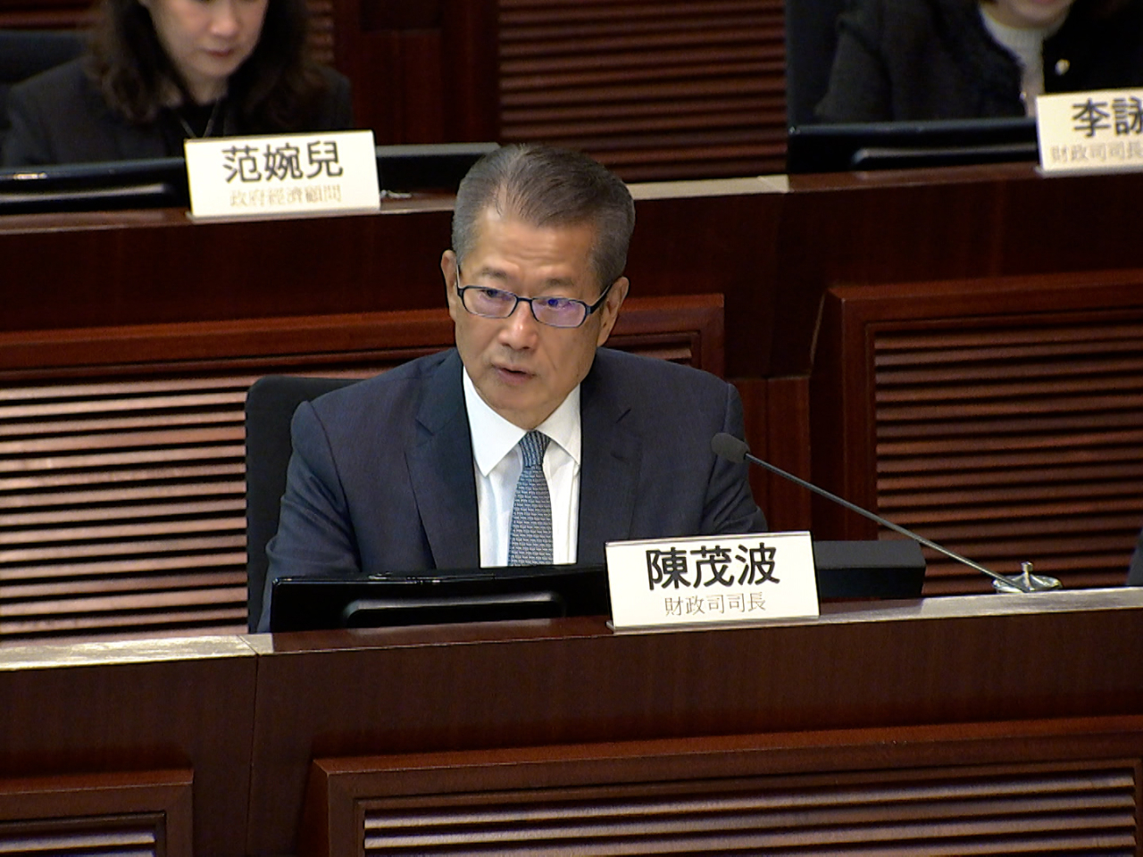 陳茂波說，印花稅是政府收入重要的部分，本財年印花稅增加主要來自股票。