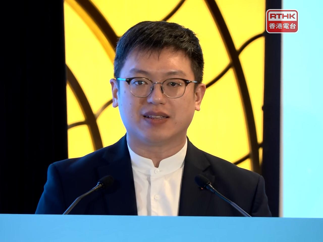 何啟明稱，僱主給予員工更多體諒和彈性，增加雙方互信及合作。（廖漢榮攝）