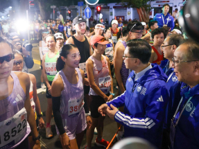 李家超：香港馬拉松鞏固香港作為國際體育盛事之都地位