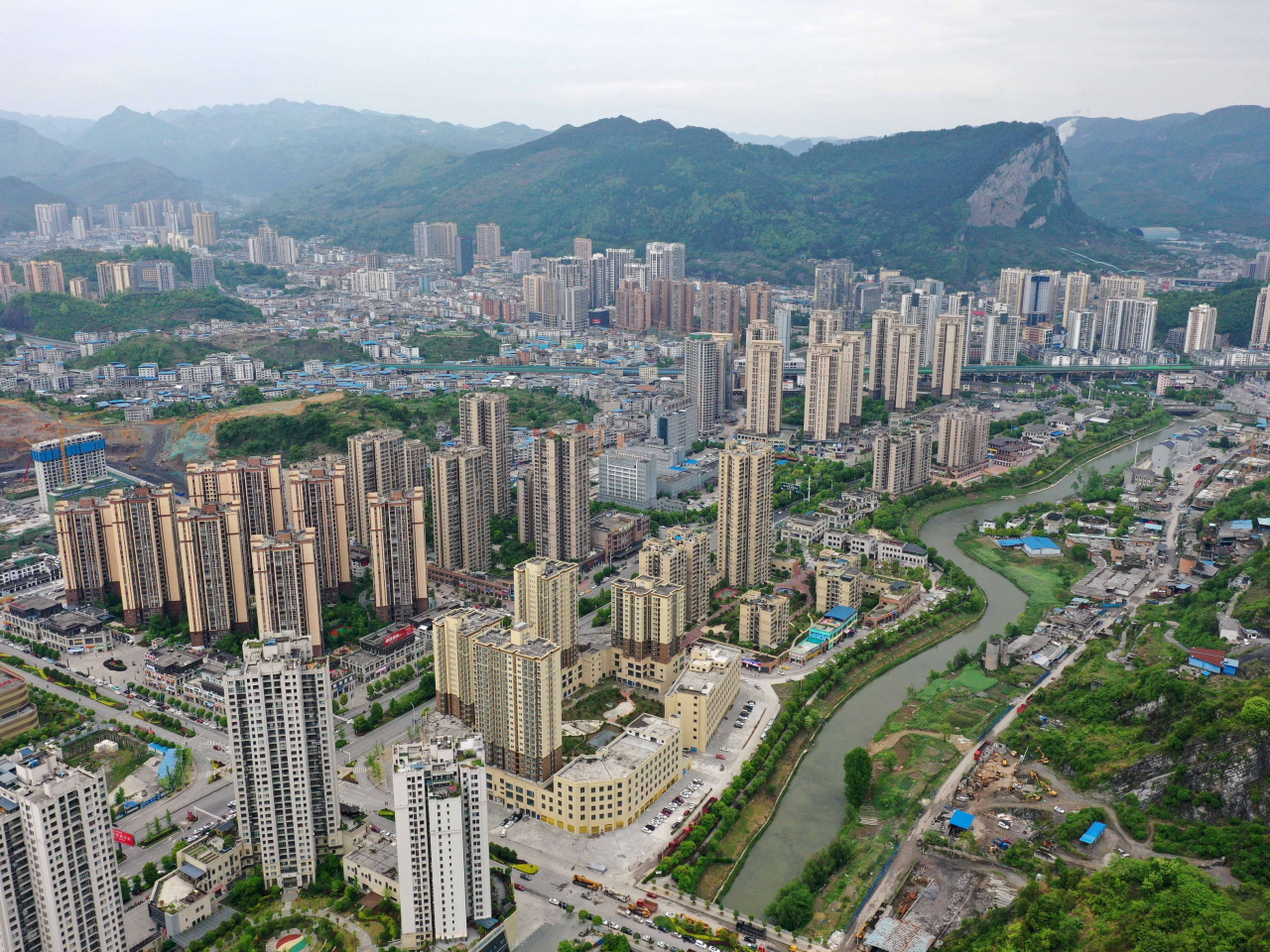 內地去年房地產開發投資按年跌幅擴大6.6個百分點，創歷來最大跌幅。（新華社資料圖片）