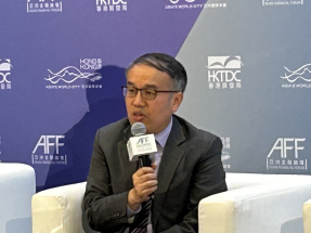 許正宇說，今屆亞洲金融論壇加入黃金市場發展元素，特設討論環節，並安排簽署黃金市場發展合作備忘錄。（羅煒皓攝）