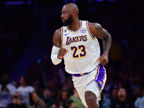 LeBron James' All-Star streak over as starters named