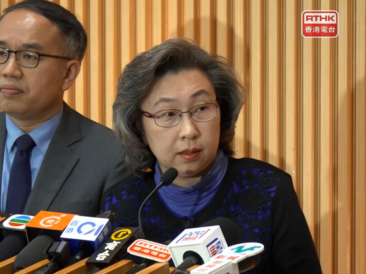 楊何蓓茵說，調查組無發現前任物流署署長有疏忽的地方。（鍾家銘攝）