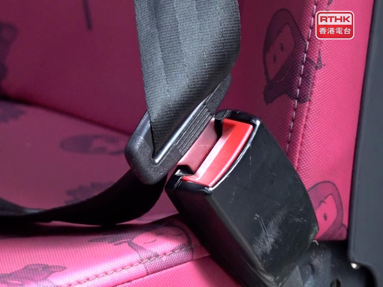 運輸署說，佩戴安全帶能在發生意外時對乘客提供關鍵保護，有效保障乘客安全。（施華駿攝）