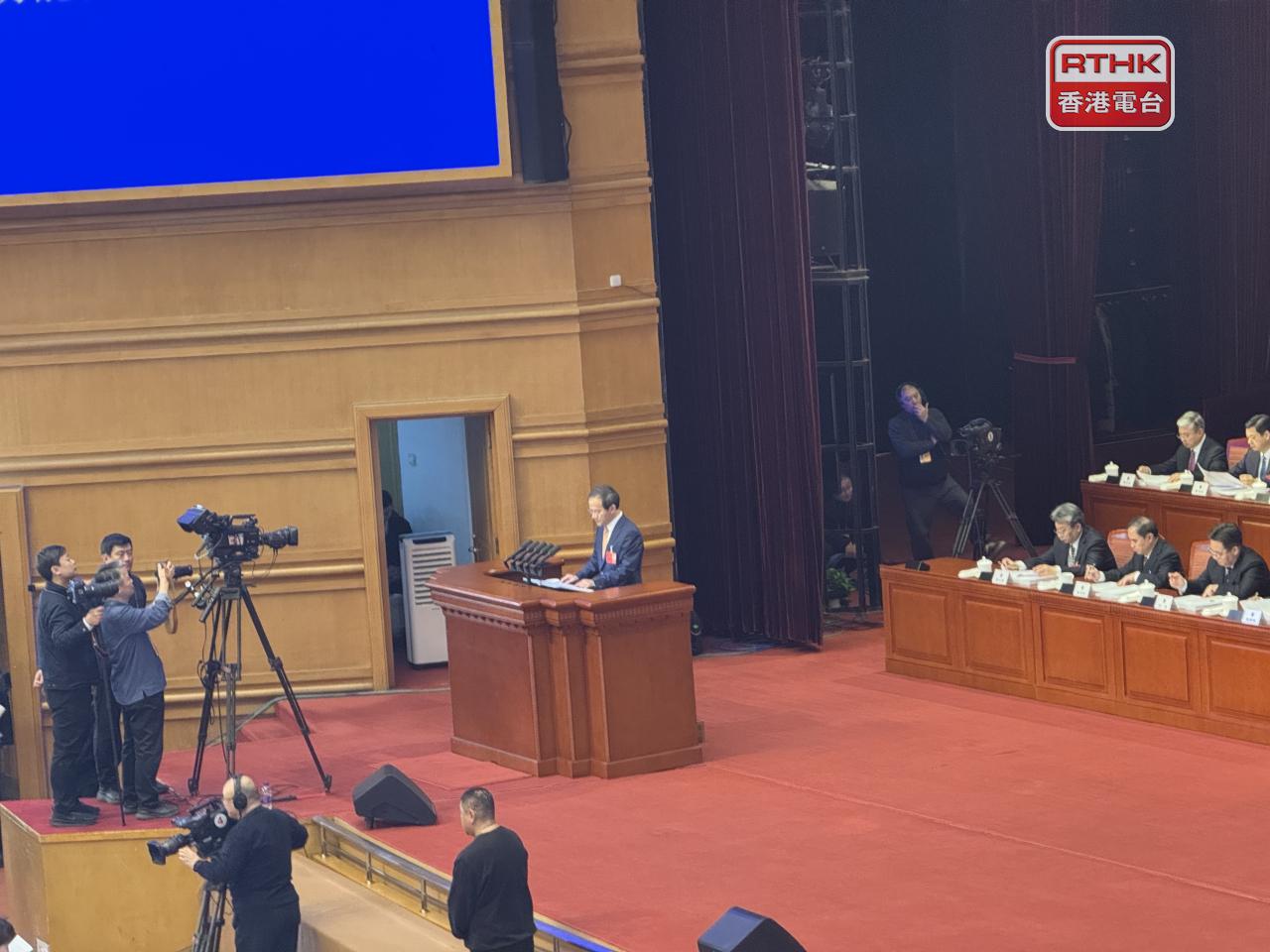 殷勇指出，今年要全力支持國防和軍隊現代化建設，推動軍民融合深度發展。（陳曉筠攝）