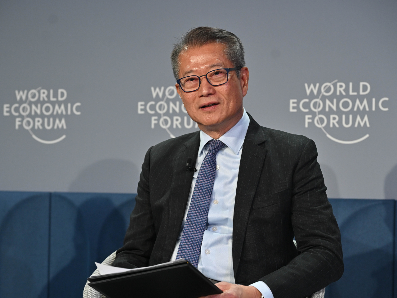 The Financial Secretary has wrapped up his trip to Davos. Photo courtesy of Paul Chan's blog