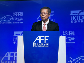 陳茂波表示，本港加強與各市場的聯繫，目前正與韓國合作，推動類似追蹤對方市場的ETF在兩地掛牌的安排。（羅煒皓攝）