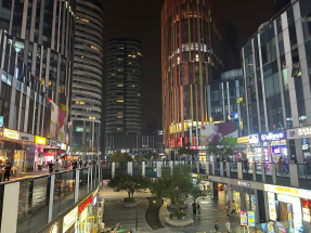 商務部表示，會適時研究出台新政策，又指支持外資企業參與提振消費等活動。（港台圖片）