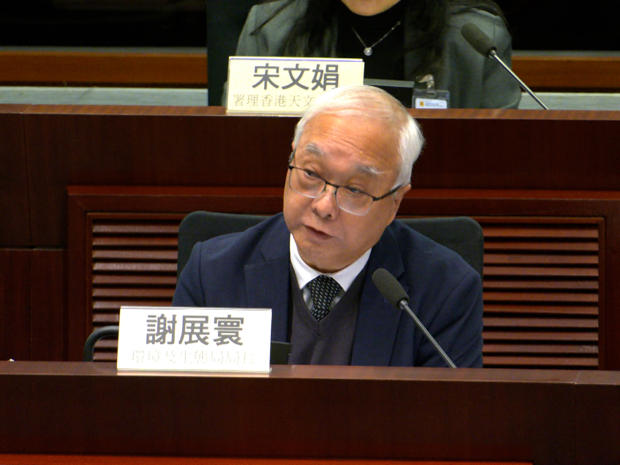 謝展寰表示，政府一向本著提供安全穩定、清潔及合理電價的電力為目標。