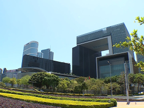 楊何蓓茵稱精簡人手下予部門保持彈性　無設定職級