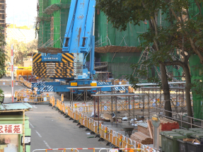 李家超指約9成宏福苑業主回覆住宿意願