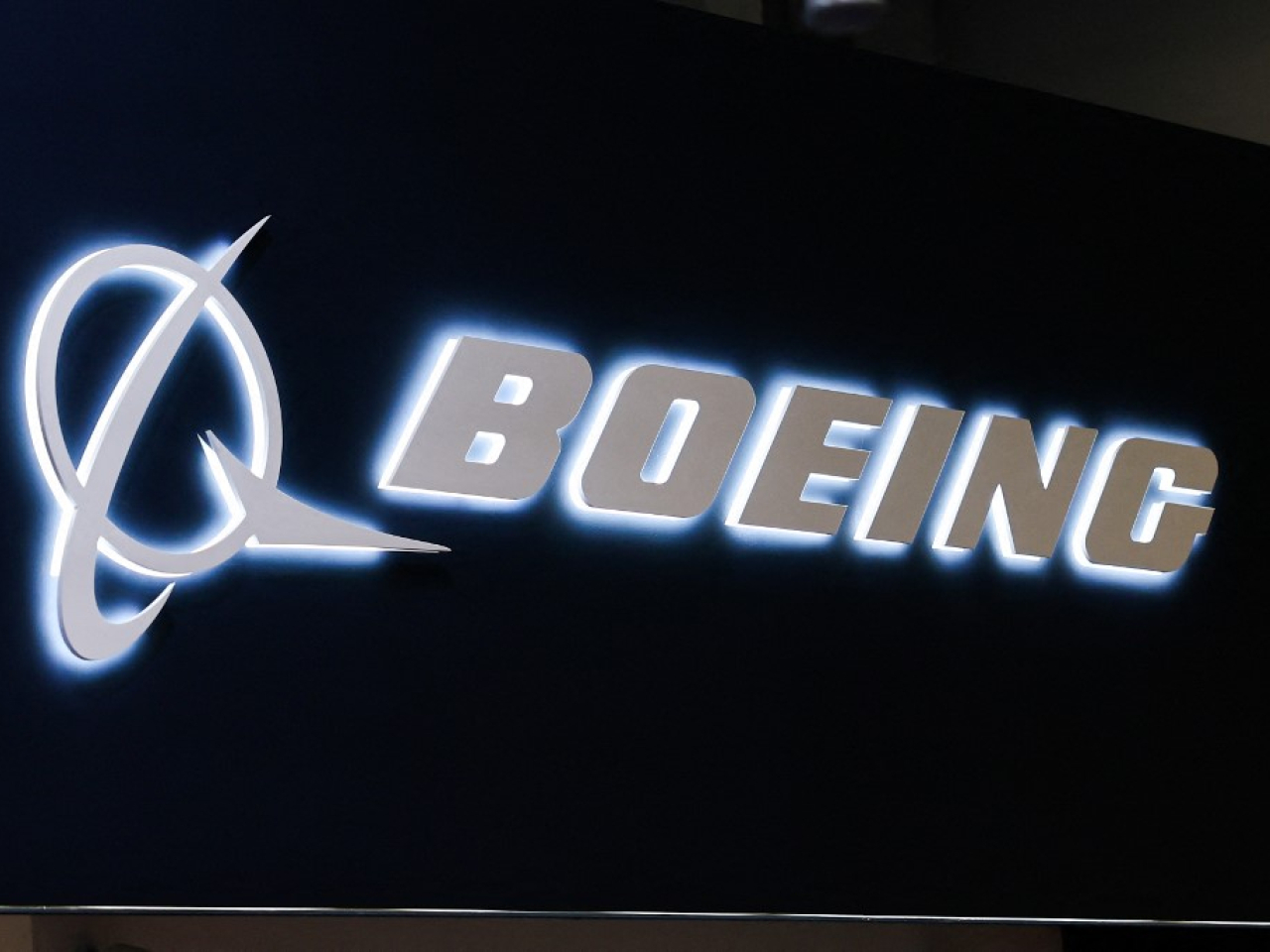 波音上季業績由虧轉盈，賺逾81億美元。去年同期蝕超過39億美元。（法新社資料圖片）