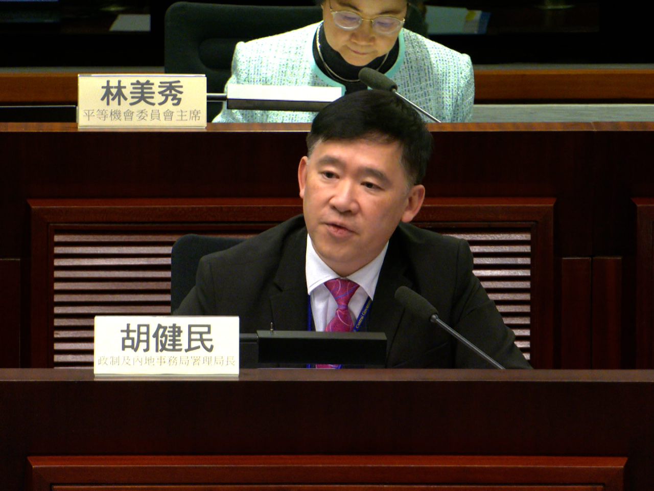 胡健民說，政府相關部門在選舉期間一直有作出監察，並即時反駁不實言論。