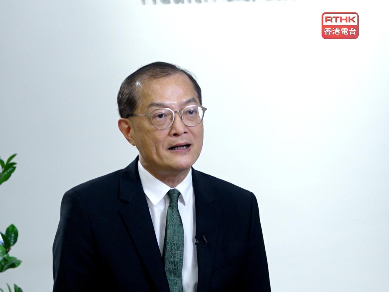 盧寵茂表示，今次修訂將包括研究除專科醫生之外，例如普通科醫生，是否亦必須持續進修。（港台圖片）