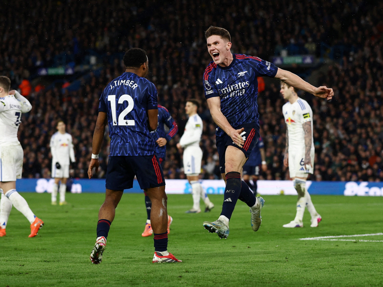 Arsenal's Viktor Gyokeres celebrates scoring their third goal with Arsenal's Jurrien Timber. Photo: Reuters