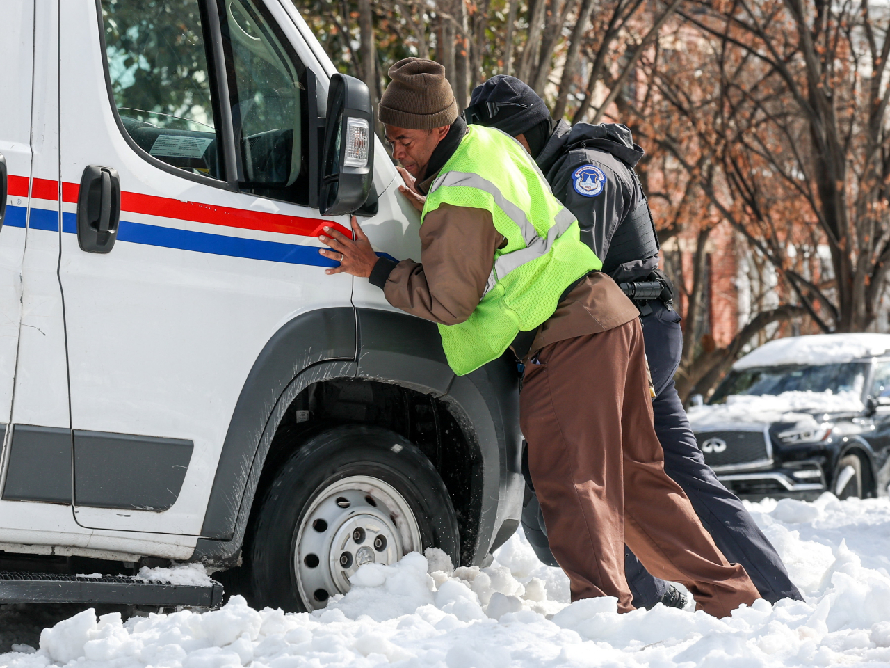 美國東南部沿海多地再次出現強風、暴雪和極端低溫。（路透社資料圖片）