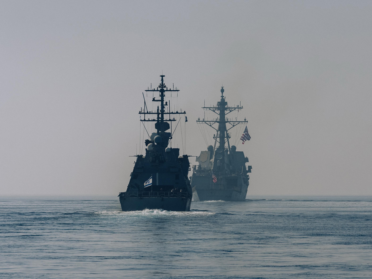 美國和以色列的海軍，日前在紅海海域舉行聯合演習。（美國海軍中央司令部社交媒體）