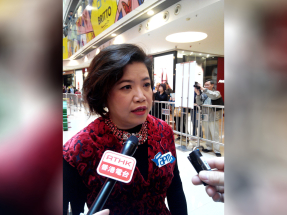 新鴻基地產表示，執行董事馮秀炎因健康理由提出請辭獲接納，即日生效。集團指，近日媒體報道提及有關事項，正進行檢視，並會作出適當跟進。（港台圖片）