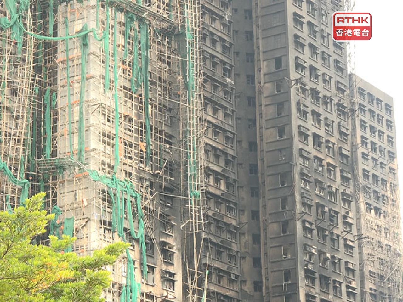 宏福苑每戶獲韓紅基金會發5千元心意金。（港台圖片）